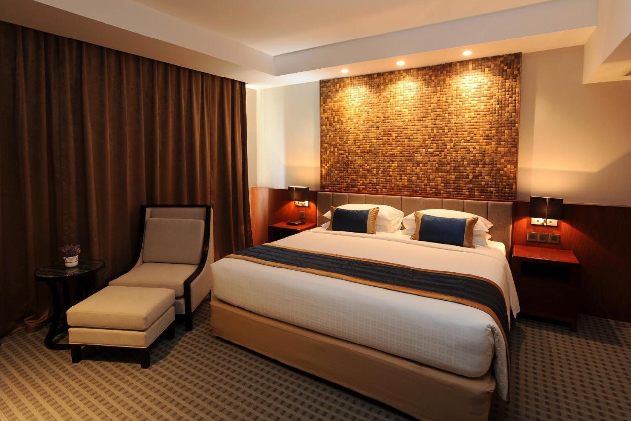 Yangon Thanlwin Hotel Kültér fotó